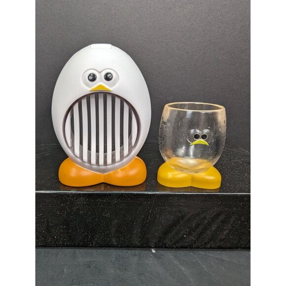 MSC International White Plastic and Wire Egg Slicer and Chicken Mini Measure - Picture 1 of 9